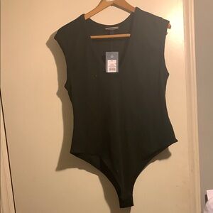 Universal Thread Dark Sleeveless Top
